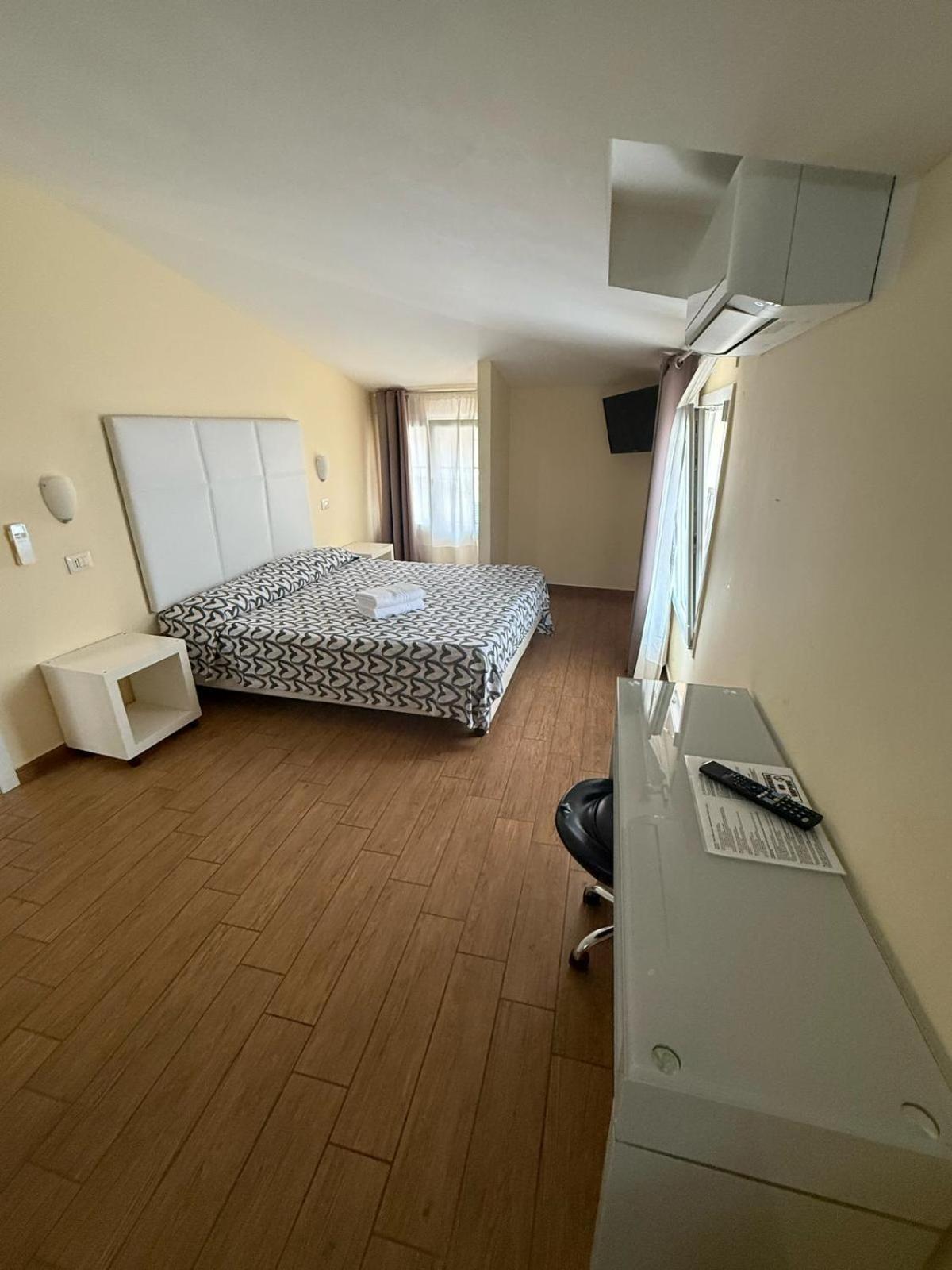 Hotel Via Mameli 5 Sanremo Exteriér fotografie